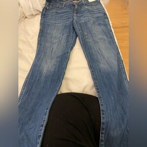 NWT jcrew  brand 9”vintage slim straight jeans. Size 31t.